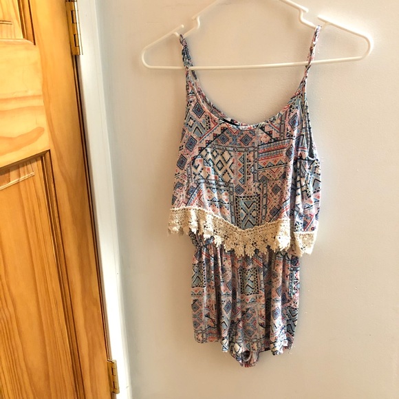 Cute Short Romper - Picture 1 of 2